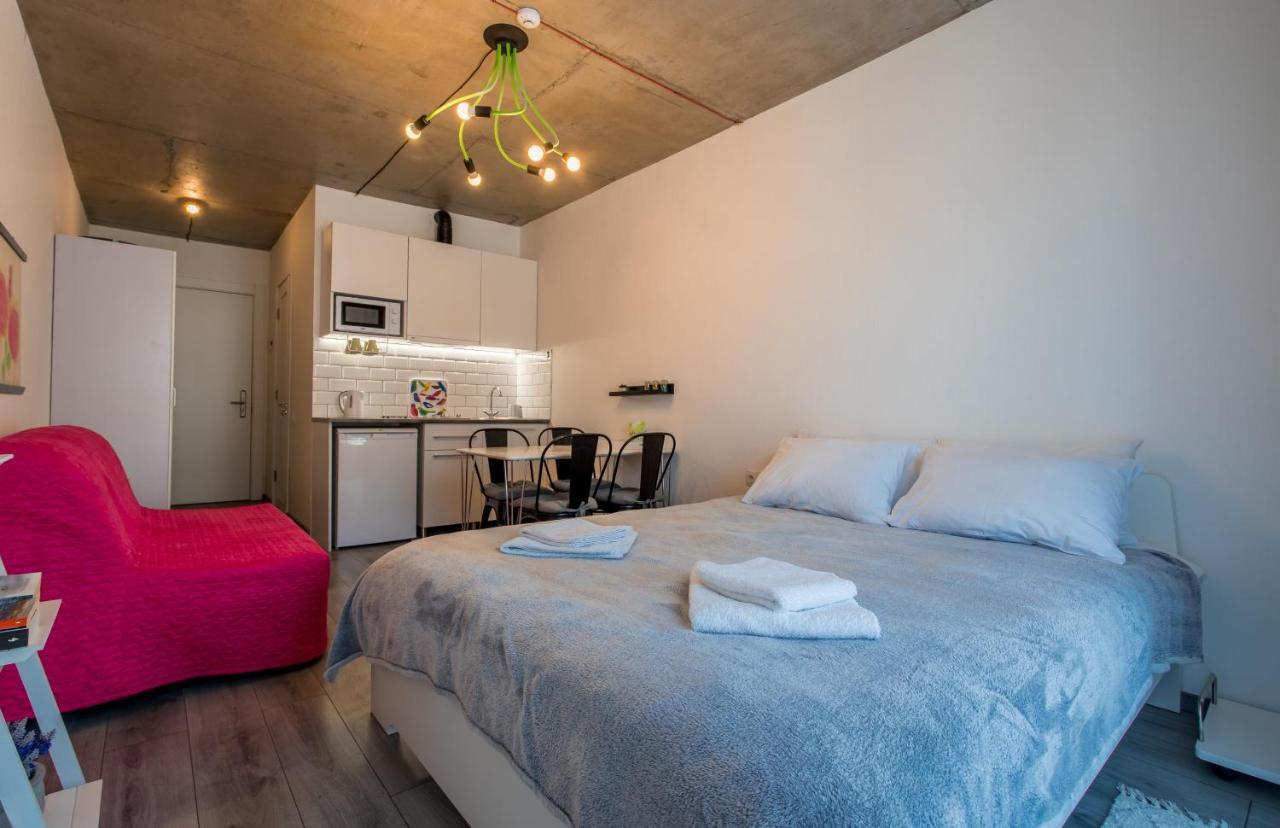 Loft1 Apartment 302 グダウリ エクステリア 写真